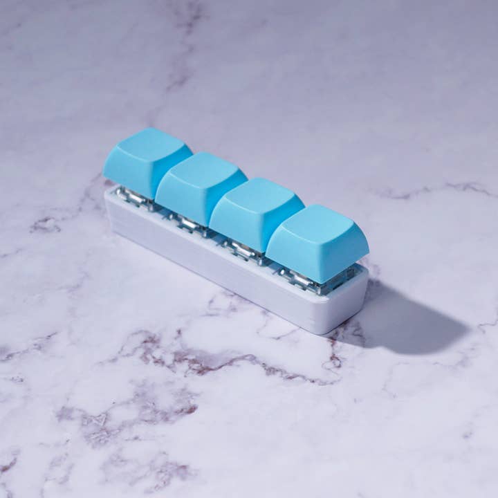Strudel3D - Wholesale Fidget Toy - Kids - 4 Key Mechanical Keyboard Fidget Keychain4