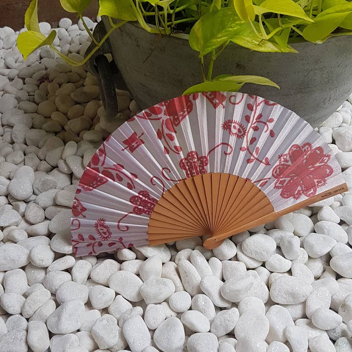 Terra Lusa - Wholesale Handheld Folding Fan - Guimaraes Embroidered Fan2