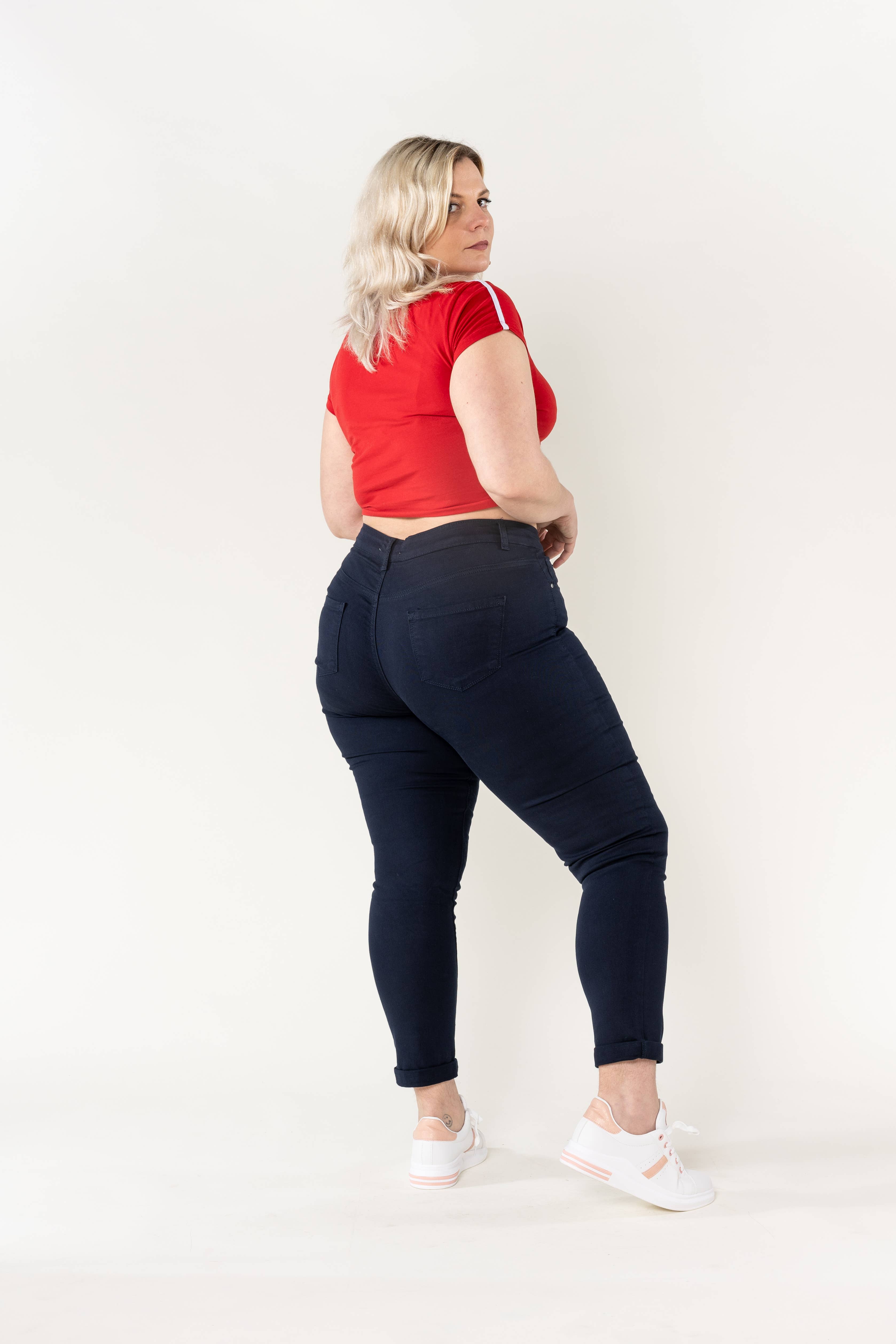 Nina Carter – Calças - Mulher por atacado – Tamanho Plus Curve Plus Tamanho Voltar ao Pescoço P19911