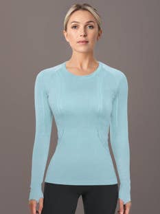 DYI Essential naadloze lange mouwen met lange mouwen in zwembadblauw voor wholesale door DYI Define Your Inspiration