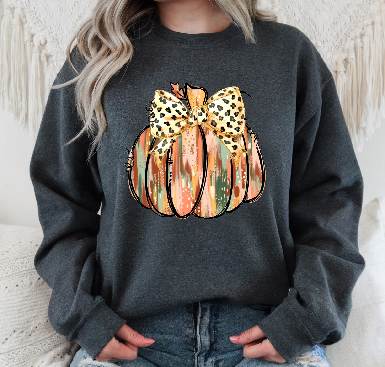 It's So Me - Wholesale Graphic Sweatshirt - Women's - GOLD GLITTER PUMPKIN CREWNECK TEE/SWEATSHIRT  1