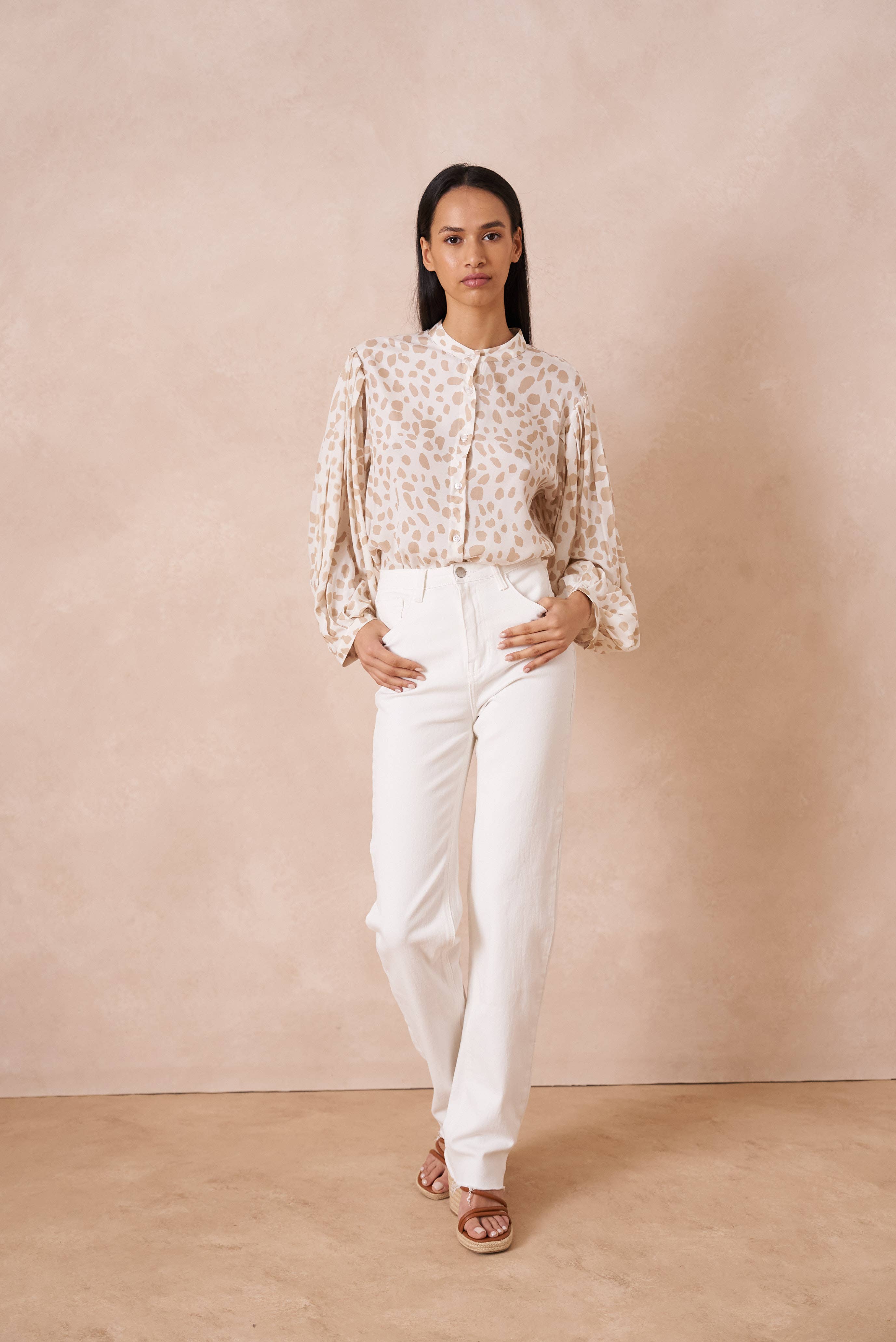 Attentif Paris - Wholesale Button Down Shirt - Women's - Leopard print shirt with officer collar8