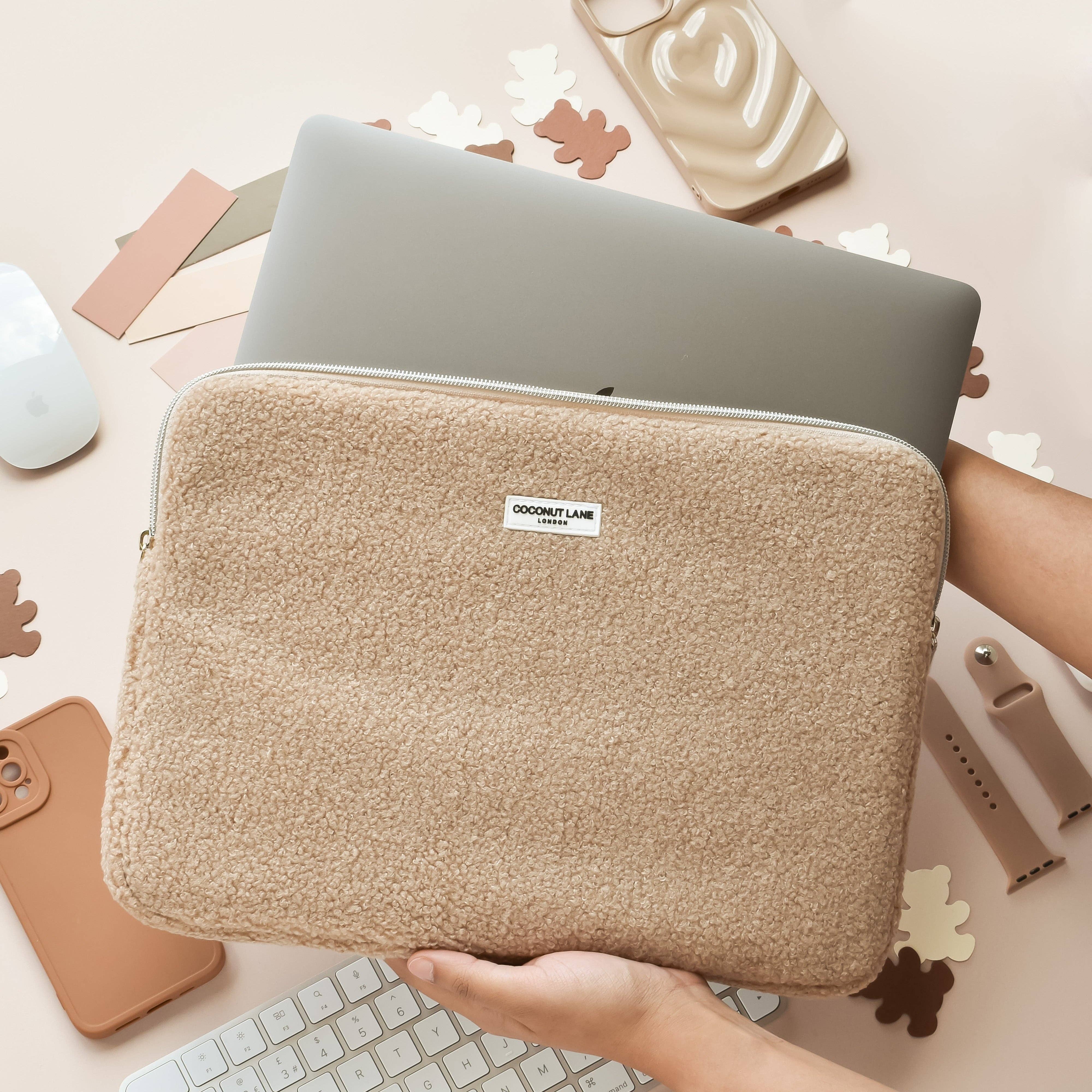 Coconut Lane - Wholesale Laptop/Tablet Case - Women's - Teddy Rupert Laptop3