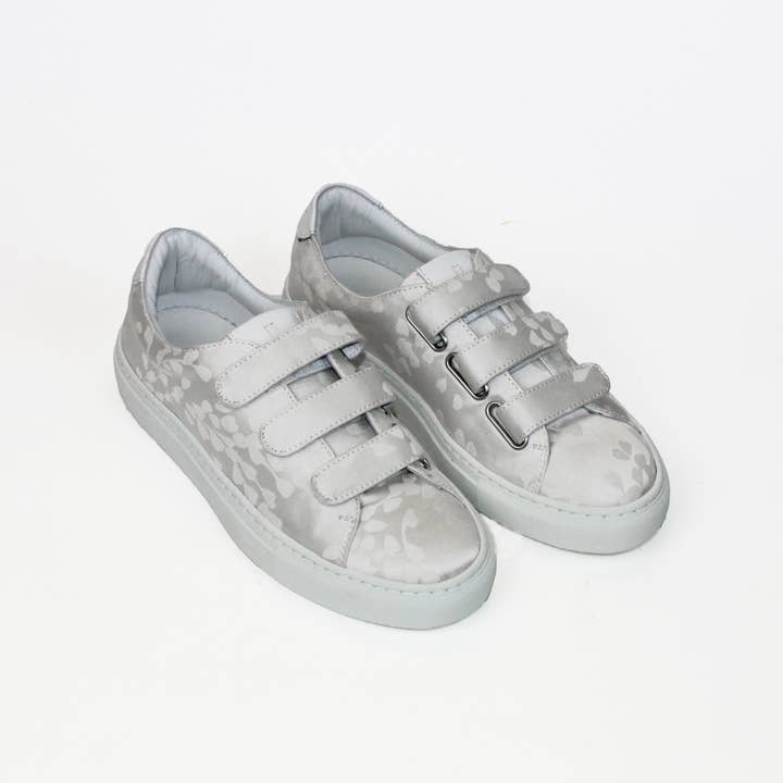 GRAFFIO FOGLIAME BIANCO per la vendita all'ingrosso da parte di Le Lissier