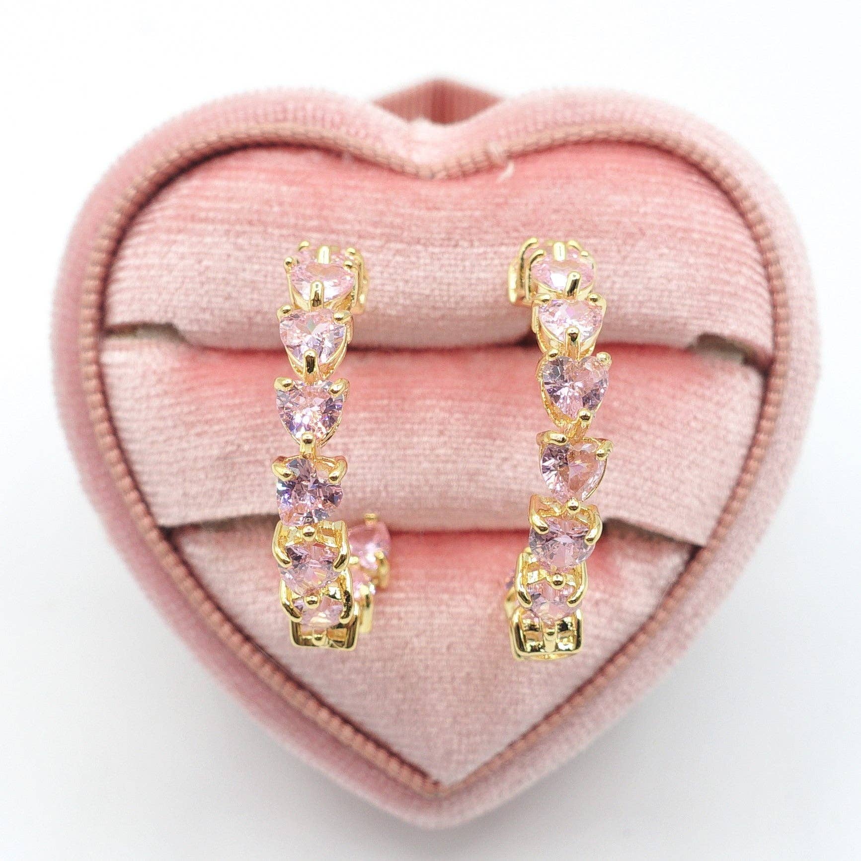 Daemon srls – wholesale Hoop-örhängen – CHERIE - HOOPS 2,5 cm - örhängen med hjärtformade zirkoner4