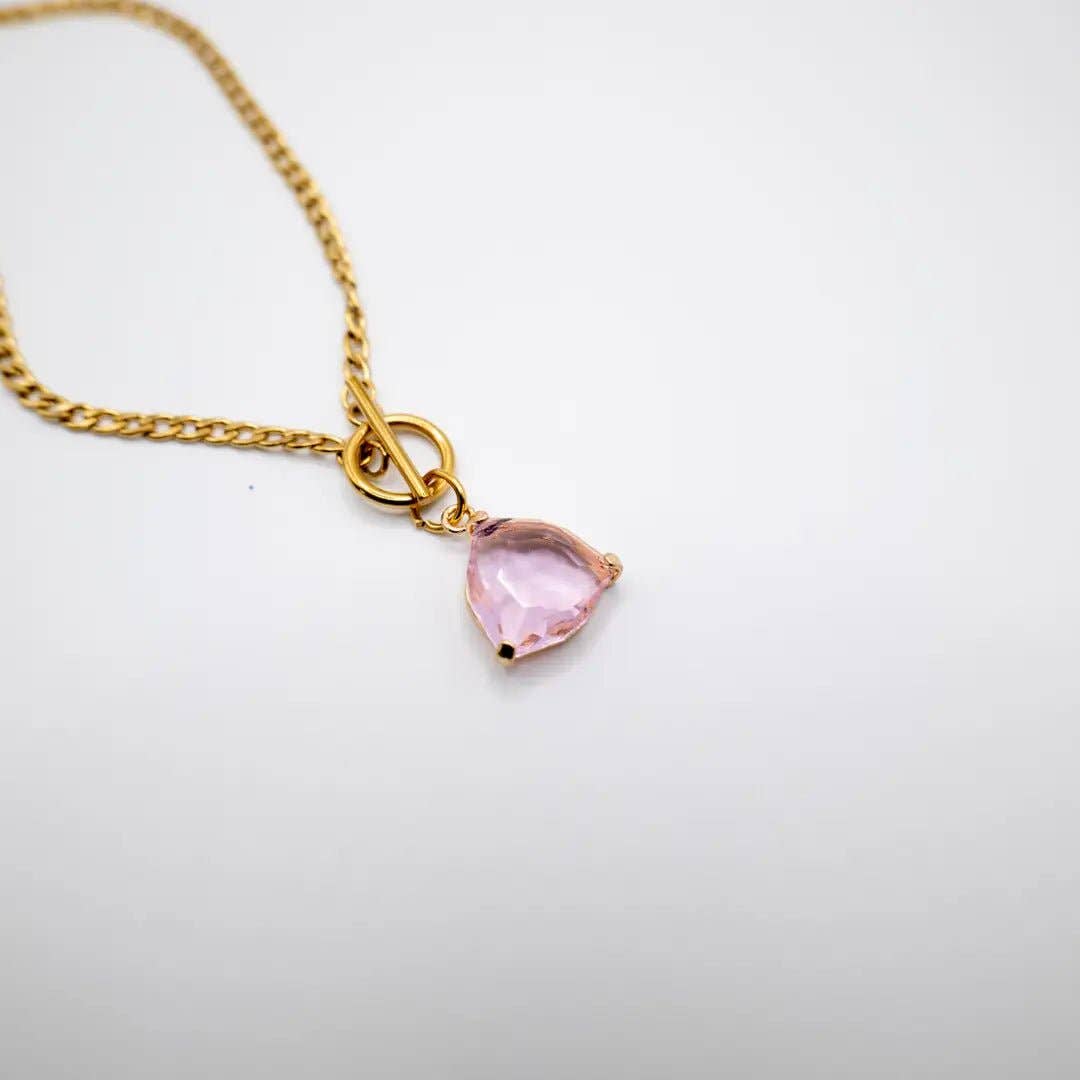 OE! - Wholesale Pendant/Charm Necklace - LIGHTS – GOLD CHAIN NECKLACE WITH PENDANT0