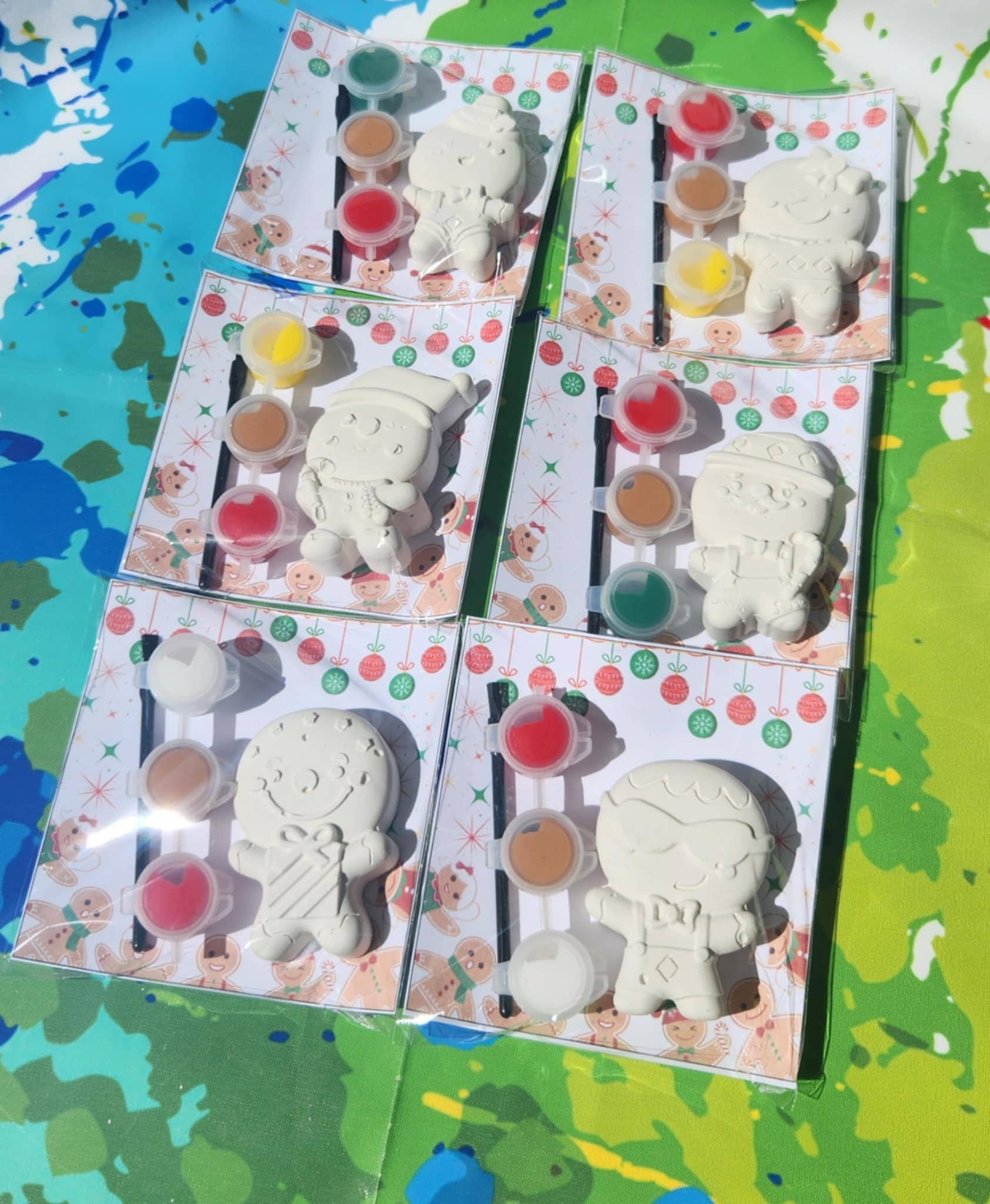 Snazzy Crayons - Wholesale Party Favor - Gingerbread Mini Paint Kits - Party Favors - Christmas Party5