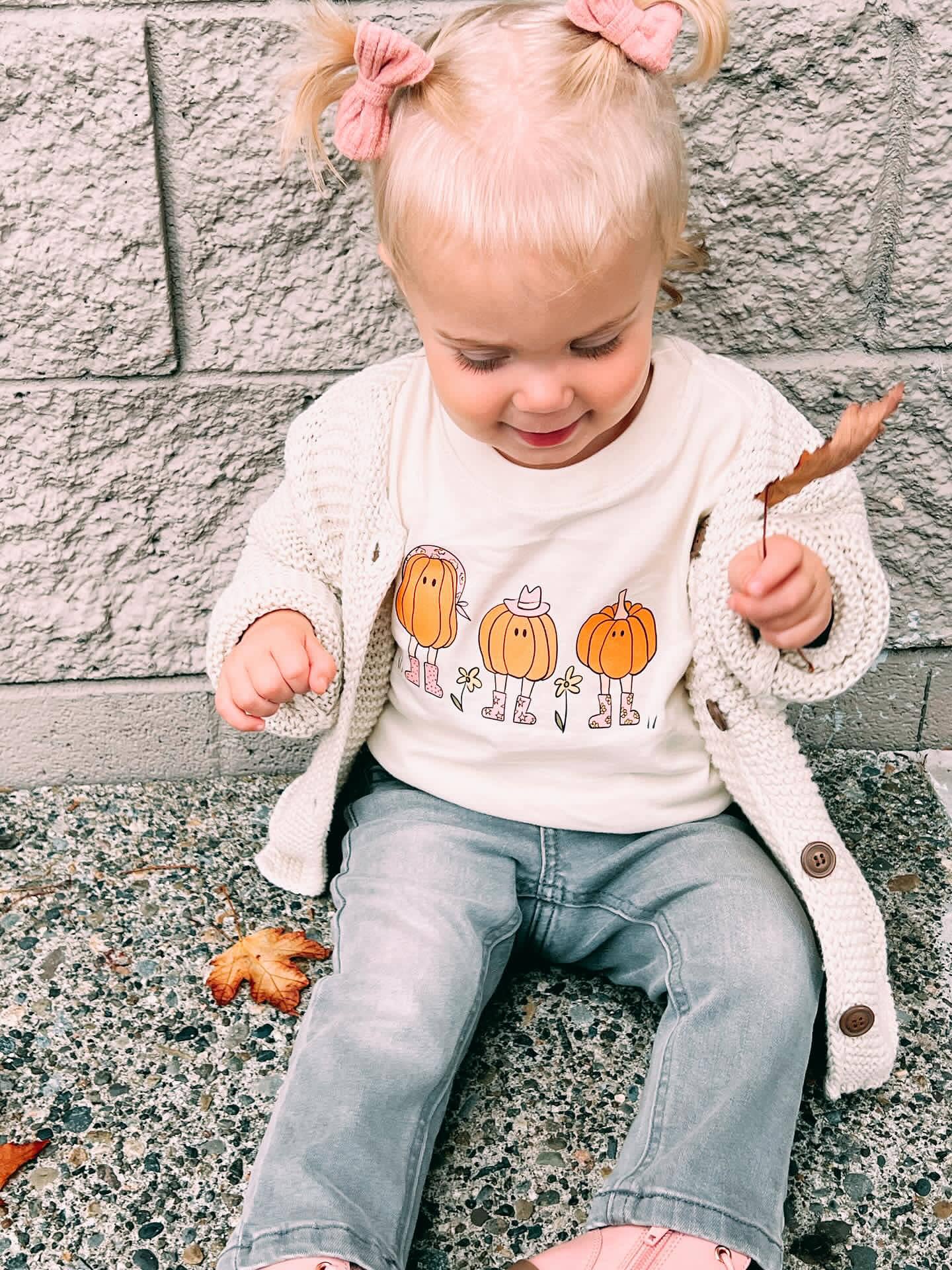 AK CLOTHING COMPANY, LLC - Wholesale Screen Printed T-Shirt - Kids - Pumpkin Gals Graphic Tee1