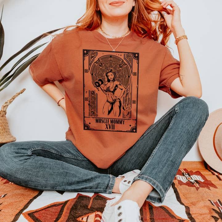 Mom Muscle Mommy T-shirt for wholesale by Emogifts