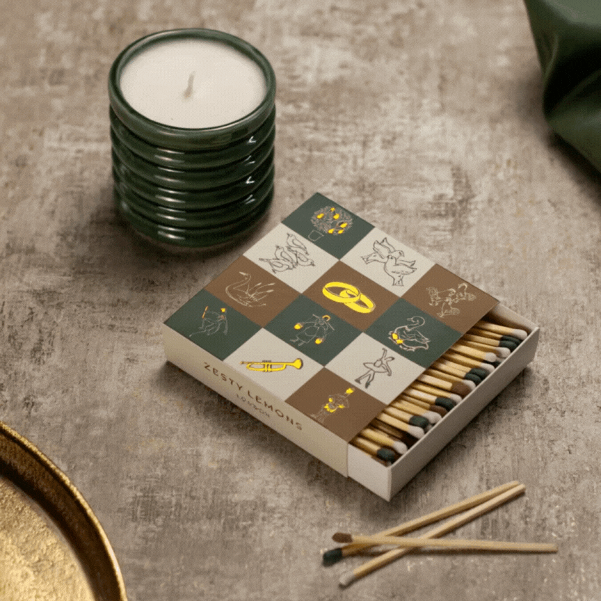 Zesty Lemons - Vente Bougie en bocal - Sous l'Arbre : Bougie Olive au Coin du Feu - Coin du Feu4