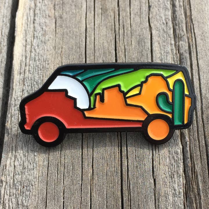 Broche en émail Southwest Van pour la vente par Atomicchild