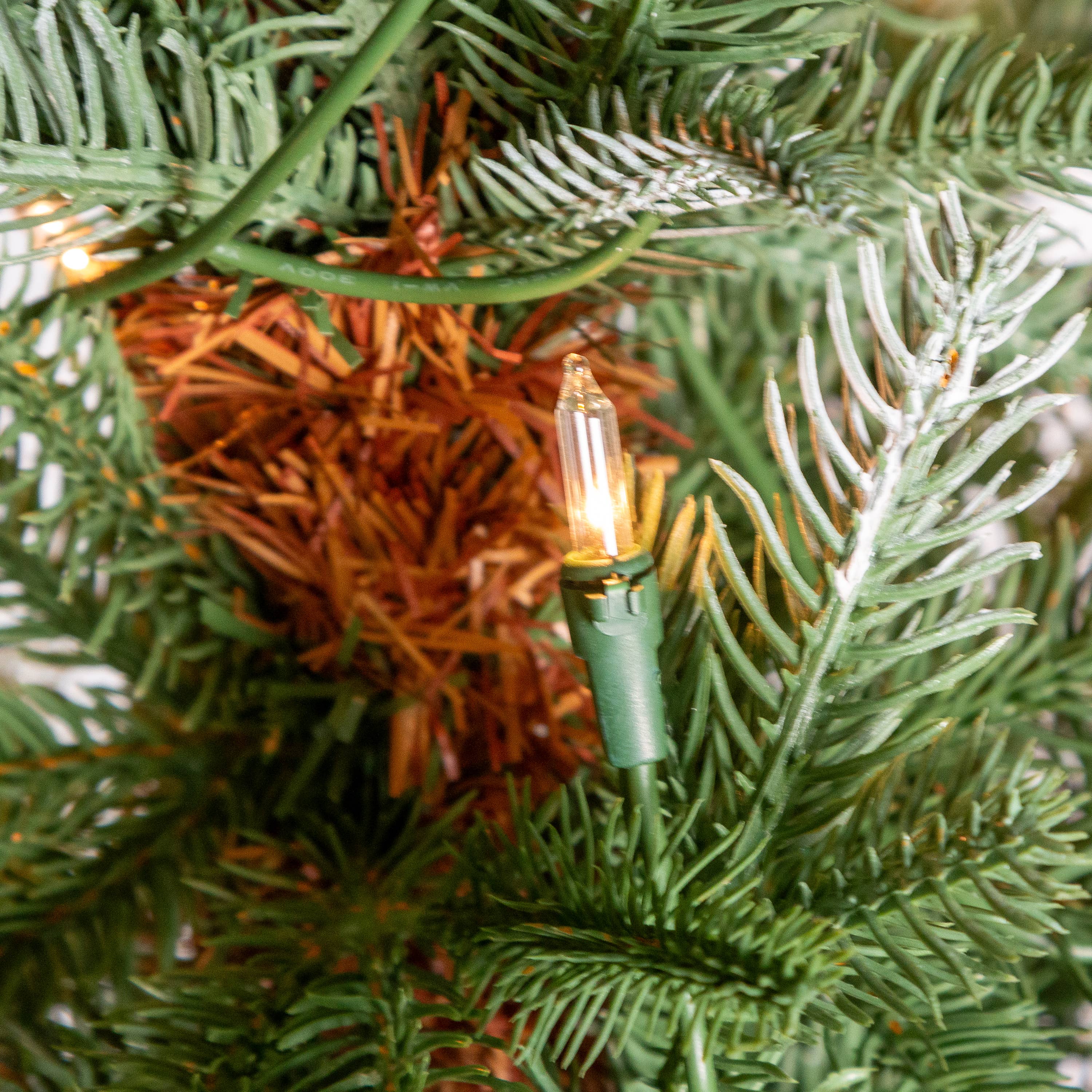 The Gerson Companies - Wholesale Artificial Christmas Tree - Gerson Add a touch of winter wonder to your holiday decor wi3