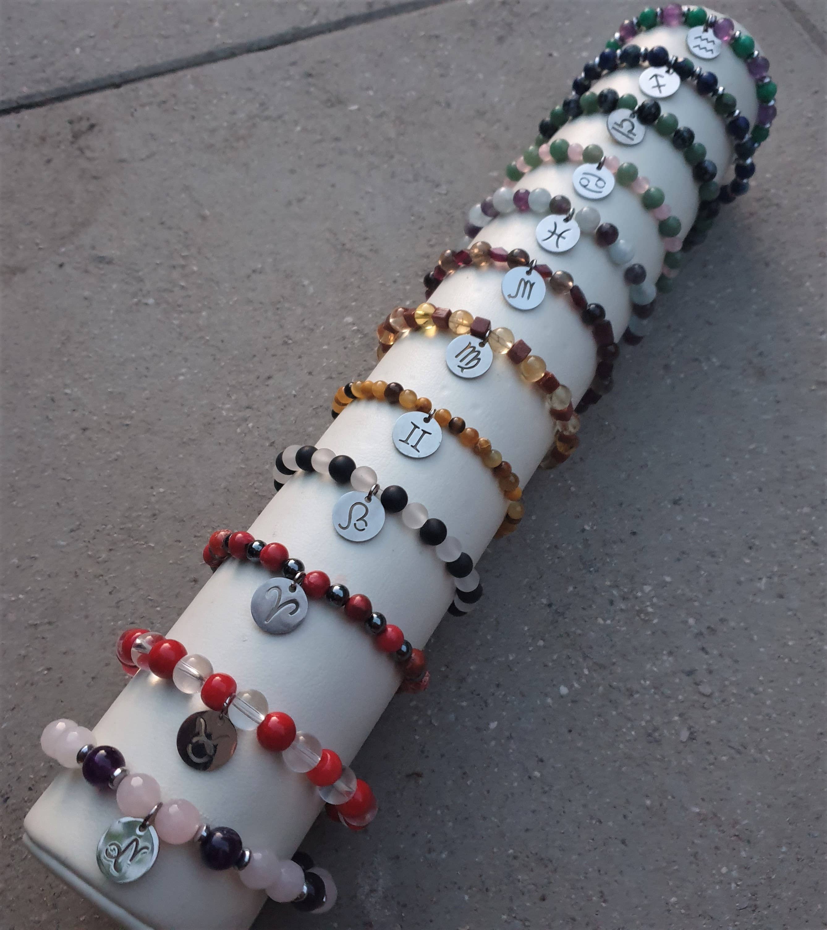 Lapiseum - Wholesale Jewelry Set - Zodiac healing stone bracelet set 11