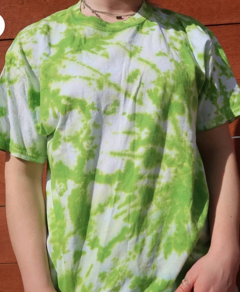 4 little hearts - Vendita all'ingrosso Maglietta - Donna - Maglietta tinta a effetto tie dye5