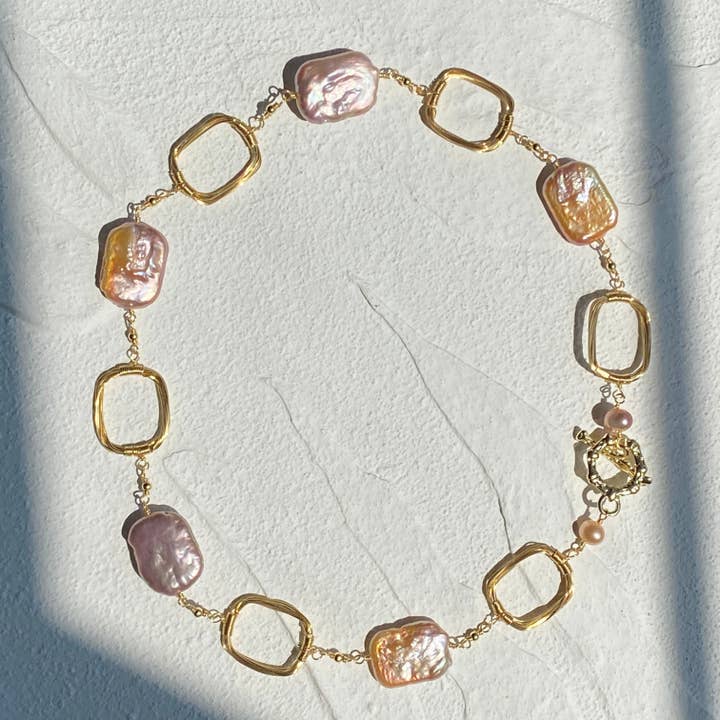 Baroque Pearl Necklace for wholesale by Factor Stories