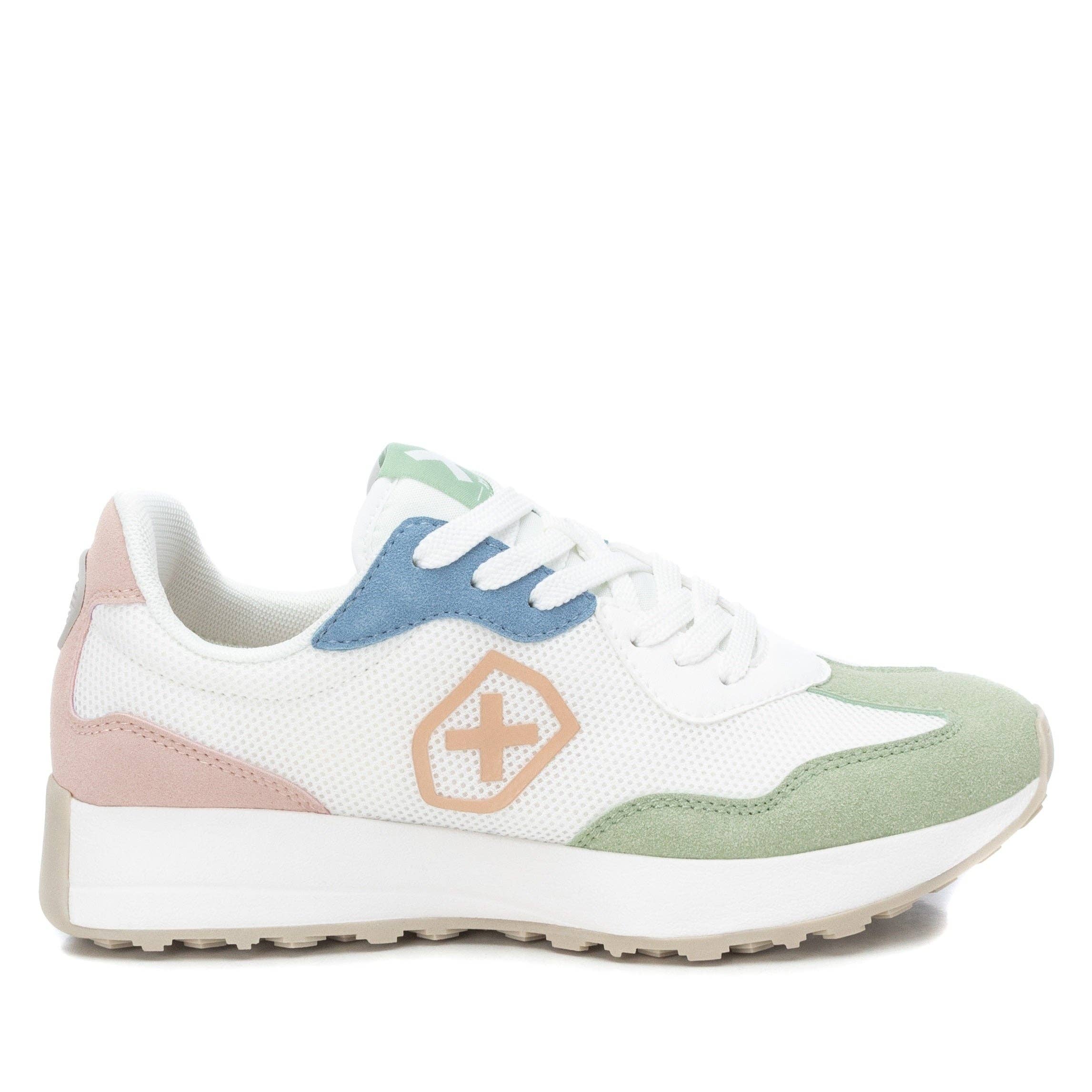 BeShoes Distribuição – wholesale Vardagssneakers - Dam – Damskor Vit XTi-140741B0