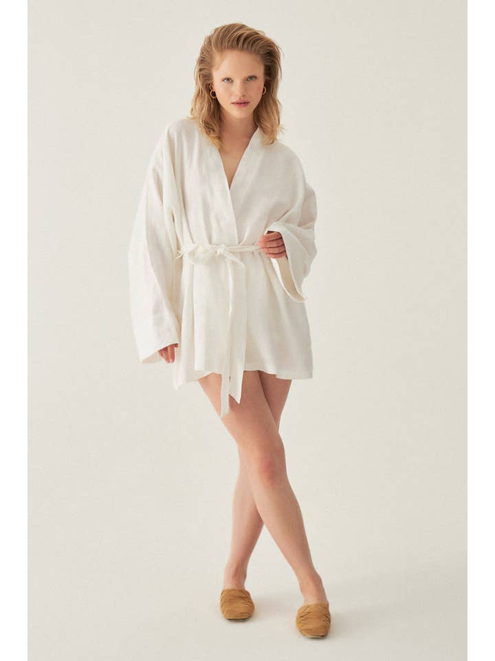 Le Cle – Kimono - Mulher por atacado – Kimono Riva em linho de corte amplo e comprimento curto1