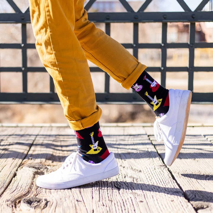 Lavley - Wholesale Socks - Unisex - Rock Out Socks Out Guitar Socks6