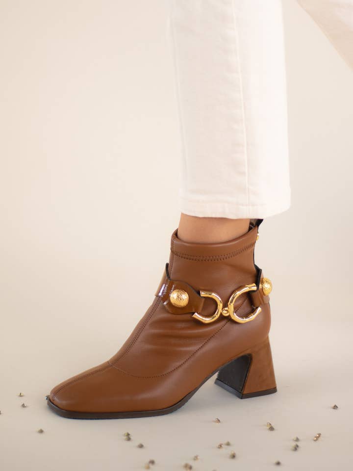 Camel Mid Heel Boot Thais 01 - Mais cores disponíveis for wholesale on Faire3