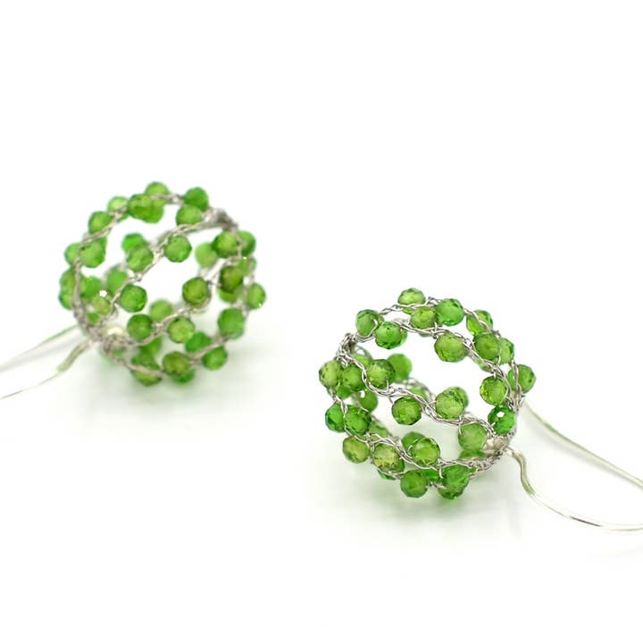 Ball Earrings Chromdiopside for wholesale by Spitzenstücke