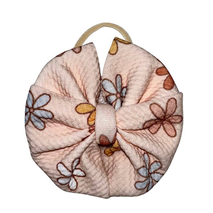 Fascia per capelli in nylon disordinata Pretty Little Daisy per la vendita all'ingrosso da parte di Happy Day Bowtique