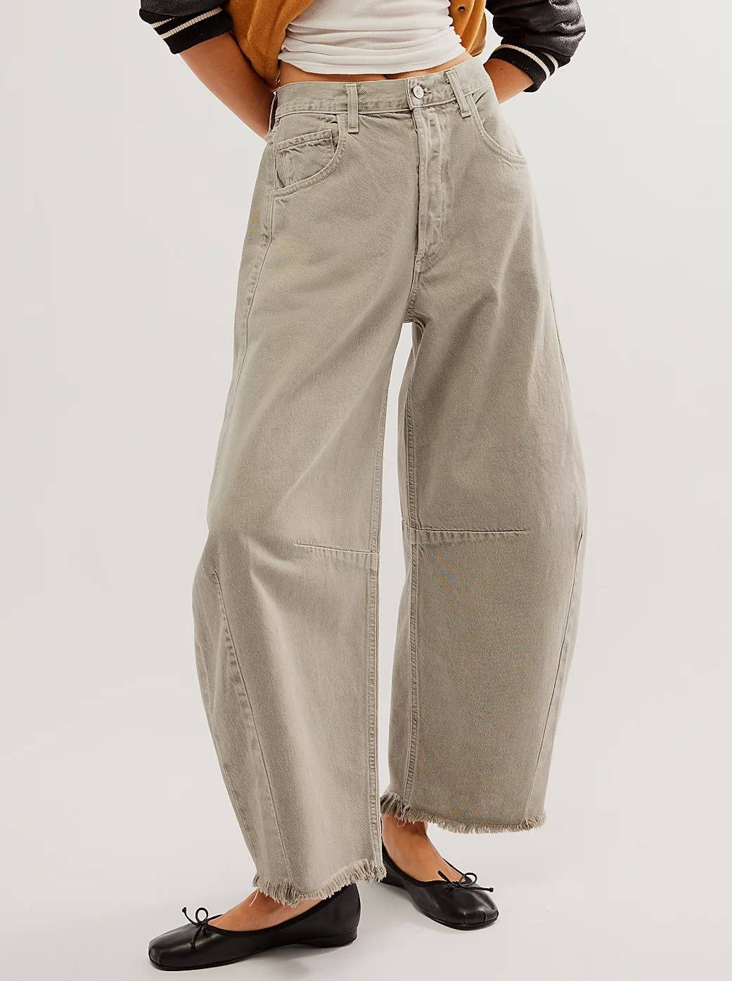 HIDDENBRAND - Wholesale Jeans - Women's - Raw-Edged Panelled Wide-Leg Straight-Leg Jeans4