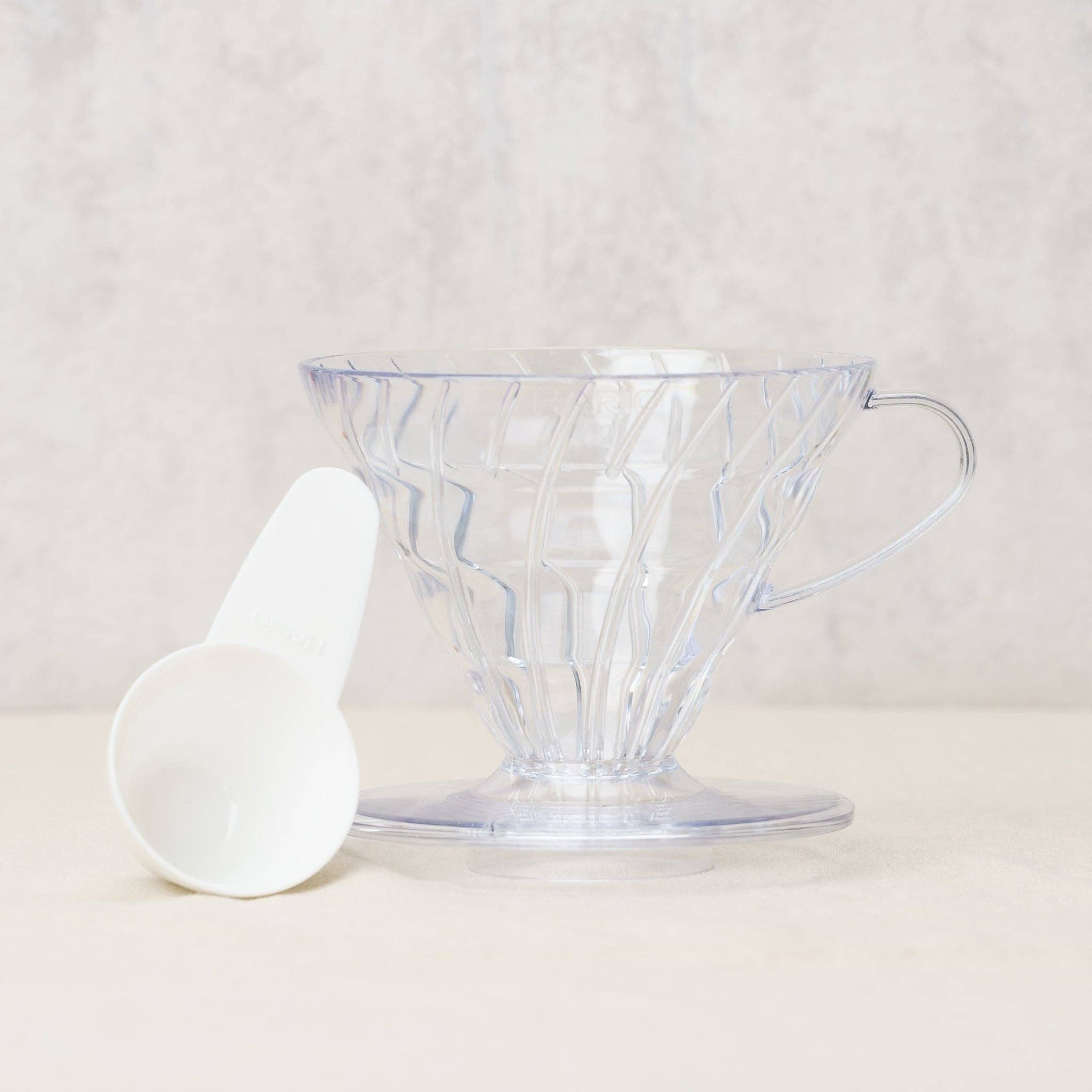 Coffeelink - Vente Cafetières à filtres - Hario V60 Dripper à café en plastique3