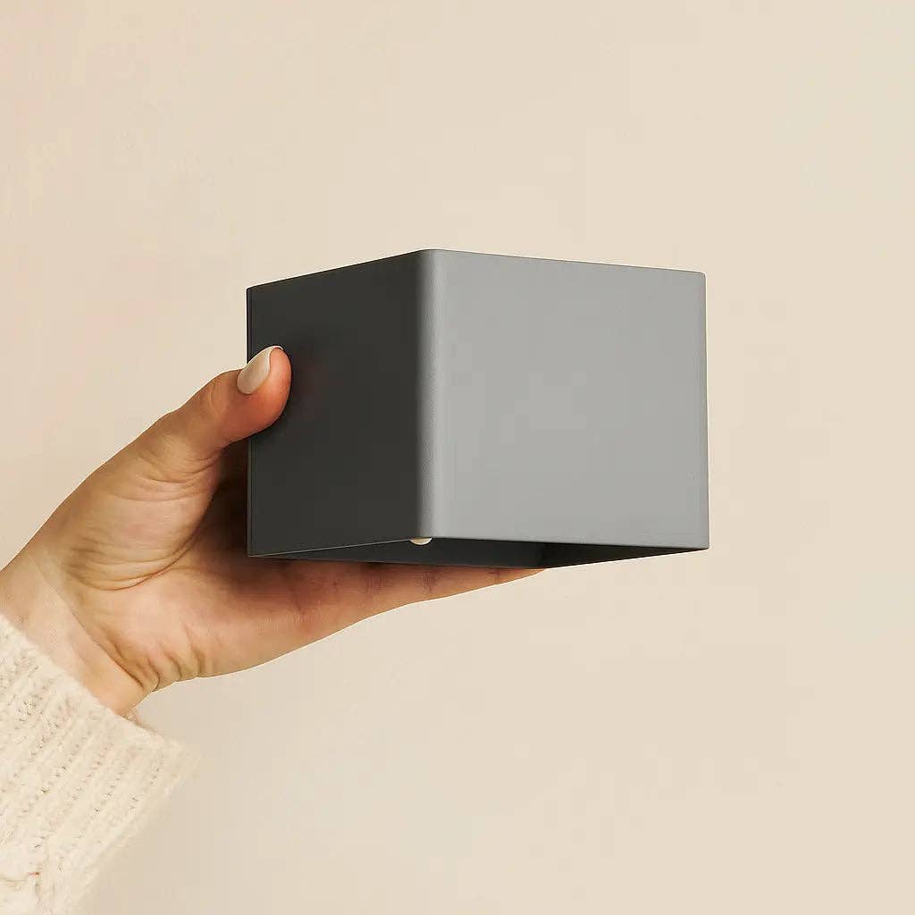 Tavellio - Vente Lampes d'appoint/de bureau - Applique murale rechargeable Tess Stone Grey | Capteur de mouvement, télécommande avec 20 modes d'éclairage3