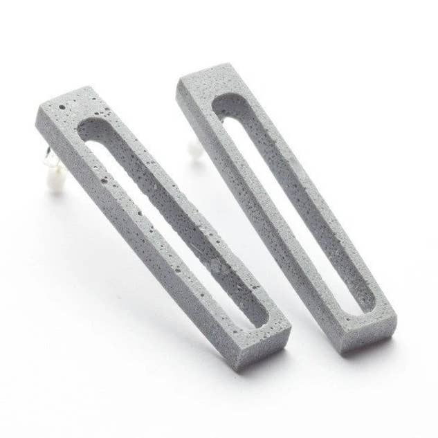 Boucles d'oreilles Contour en Béton pour la vente par dconstruct