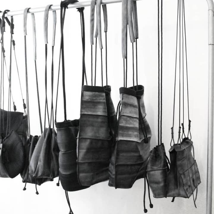 Ans Designs - Wholesale Shoulder bag – women's - Folds1