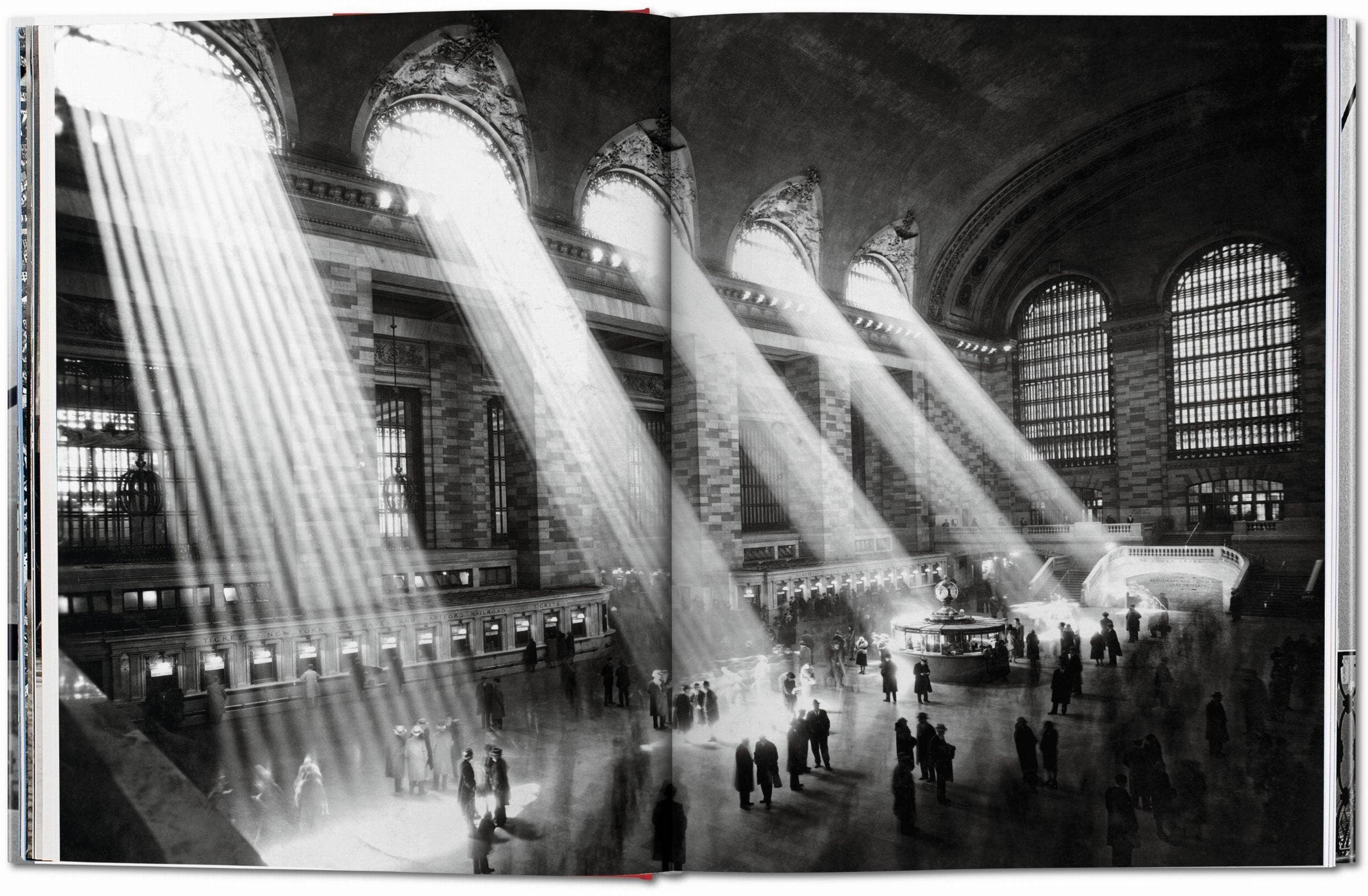 TASCHEN Europe – wholesale Display book – New York. Portrait of a City (German, French, English)3