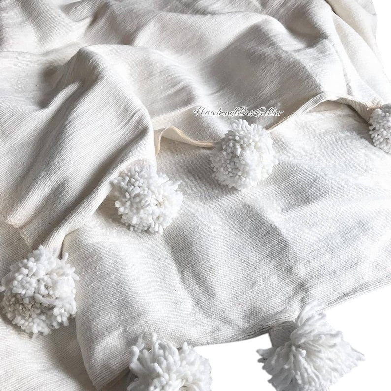 HandmadeBestSeller – wholesale Throw blanket – Handmade White Moroccan Pom Pom Blanket3