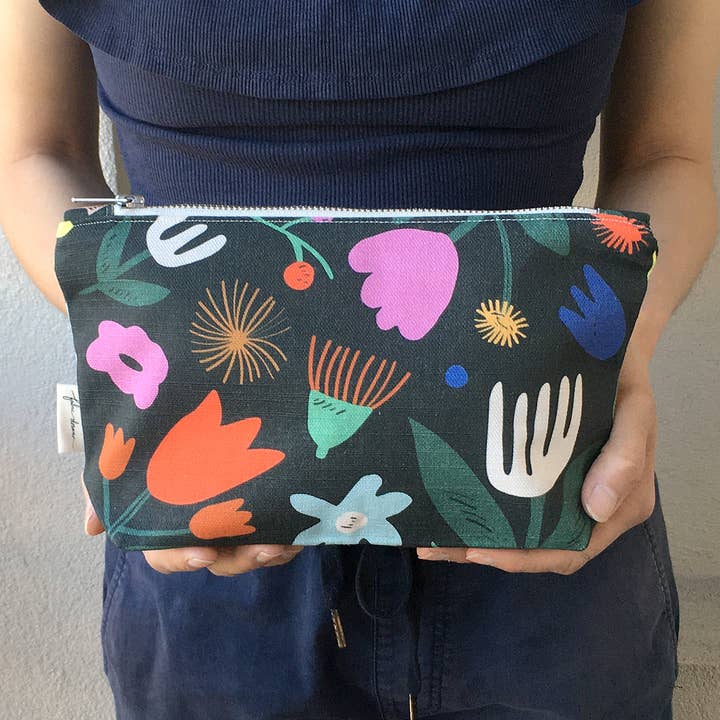 Fabric Drawer - Wholesale Pouch – Women’s - Handmade Make-up, Travel, Fabric Zip Purse - Floral Pop1