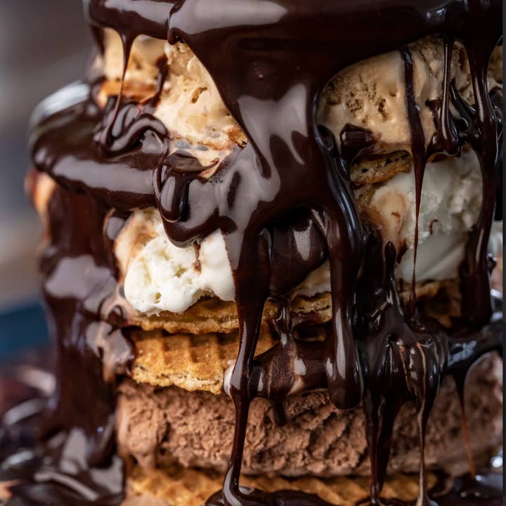 Sunday Night Foods - Wholesale Hot fudge/chocolate spread - Bittersweet Chocolate Sauce (20% Less Sugar) 3