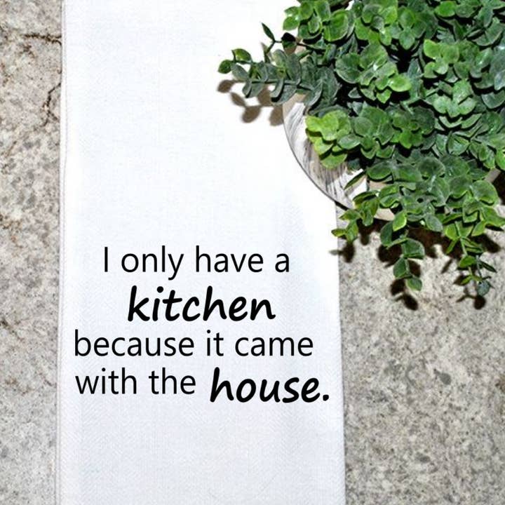 La cuisine est venue avec la maison pour la vente par Geez Louise Goods