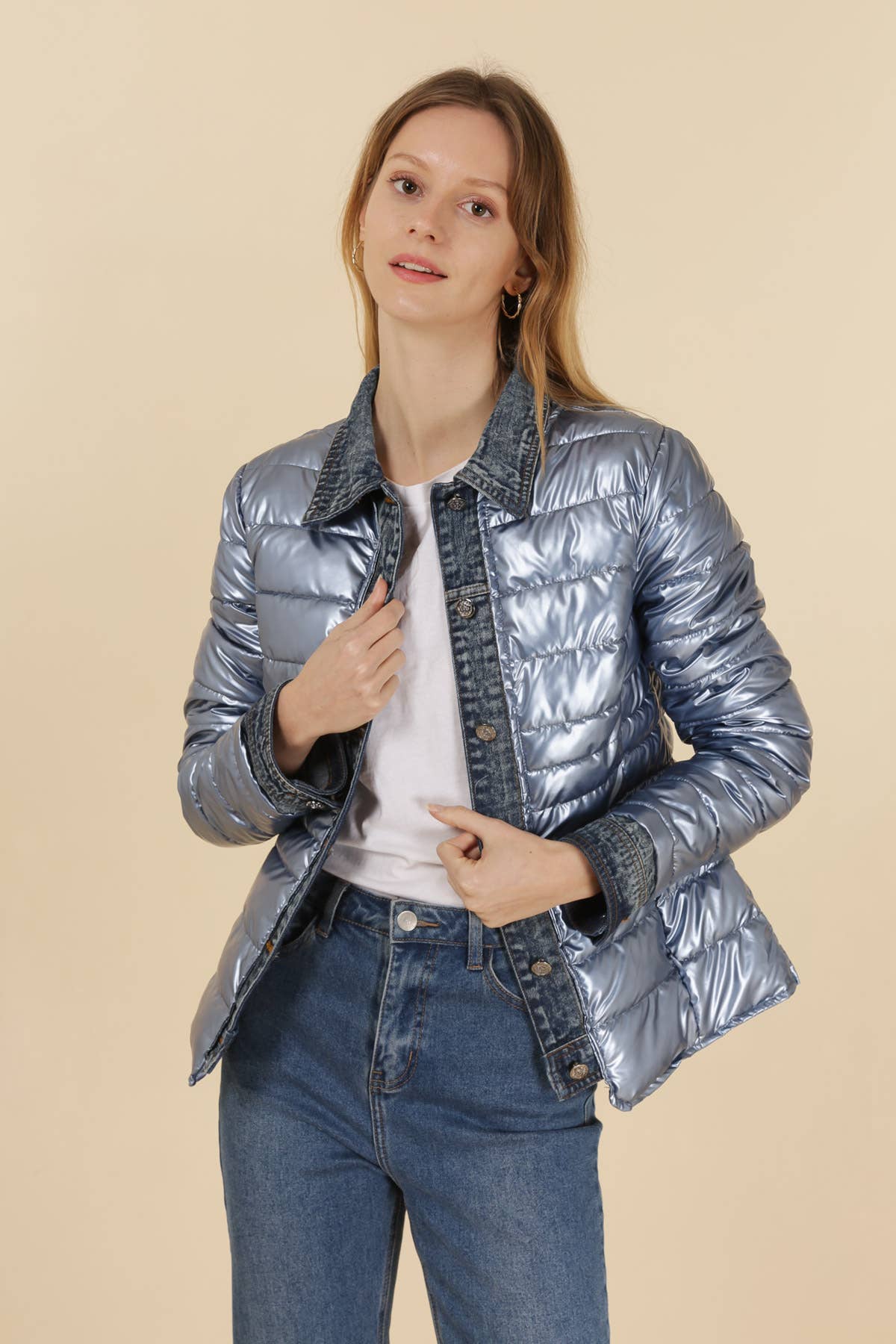 Attrait Paris - Wholesale Pufferjack - Dames - Kenza metalen jeansjack van twee materialen16