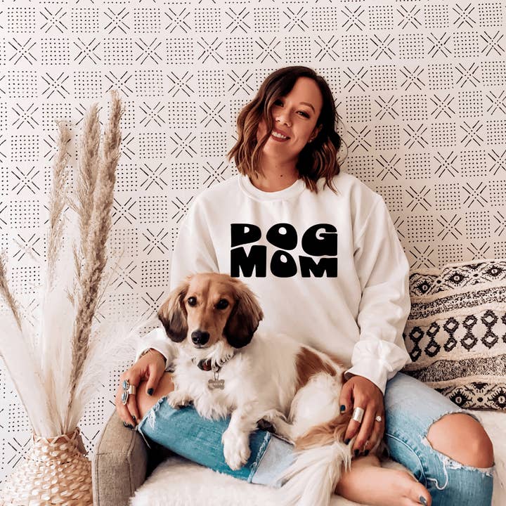 Petphoria – wholesale Graphic sweatshirt – Women’s – Dog Mom Sweater | Dog Lover Apparel
