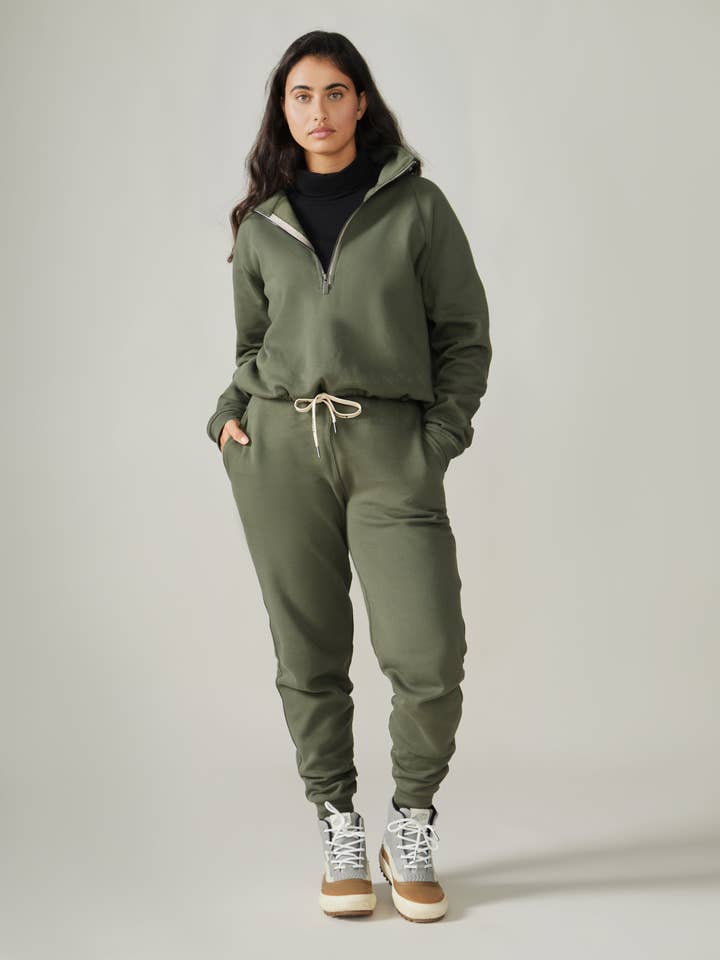 Wayfarer sweatshirt - Moss for wholesale on Faire7