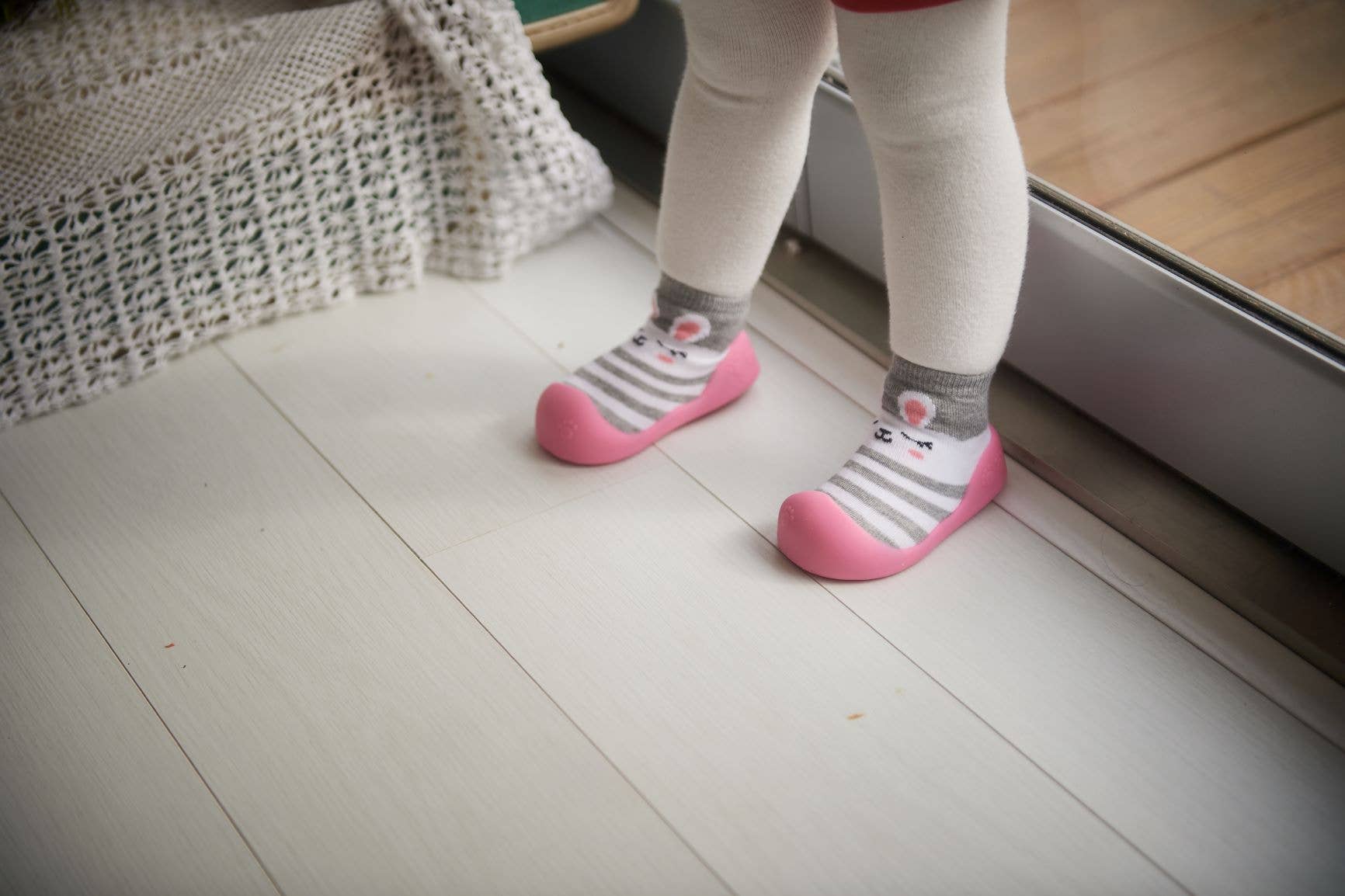 BigToes Australia - Wholesale Crib Shoes - Baby - Sleeping Rabbit1