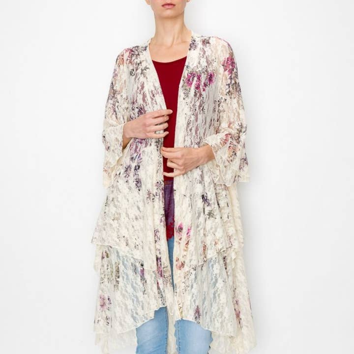 Boho-inspirerad spetskappa med klockärmar - U052 BG-CH FL för wholesale av Origami Apparel ~ Lace and Crochet inspired