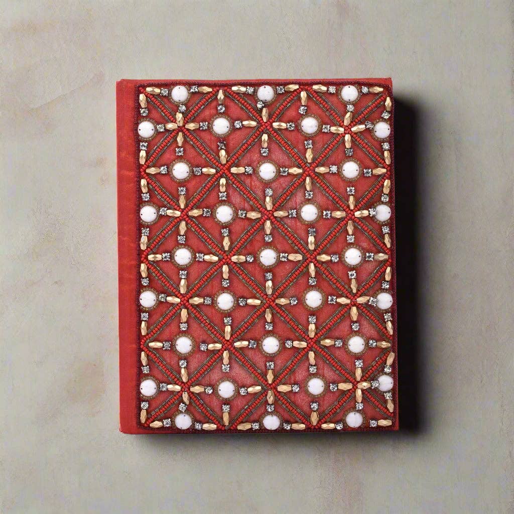 Soothi | Containers Of Creativity – Großhandel Tagebuch – VORBESTELLUNG - Exquisites Zari handbesticktes Tagebuch - Eine königliche Kunstfertigkeit 5x7 Erinnerungsstück1