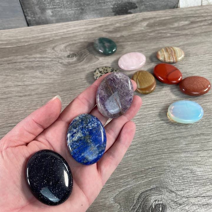 Keystone Crystals - Wholesale Spiritual Stone/Crystal - Gemstone Palm Stones 45mm – Bulk Crystal Supplies24