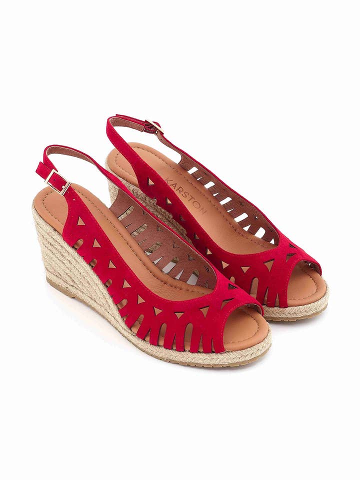 Sandália compensada SARAH em couro com detalhes vazados por atacado de Emilie Karston