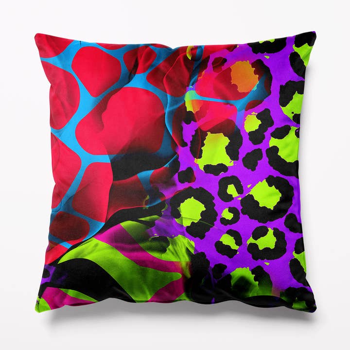 Neon Animal Print Velvet Pude for engroshandel hos Kitsch Republic