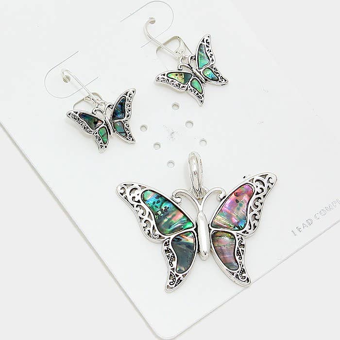 Ensemble de pendentifs papillon en ormeau pour la vente par Sensibling Corp.