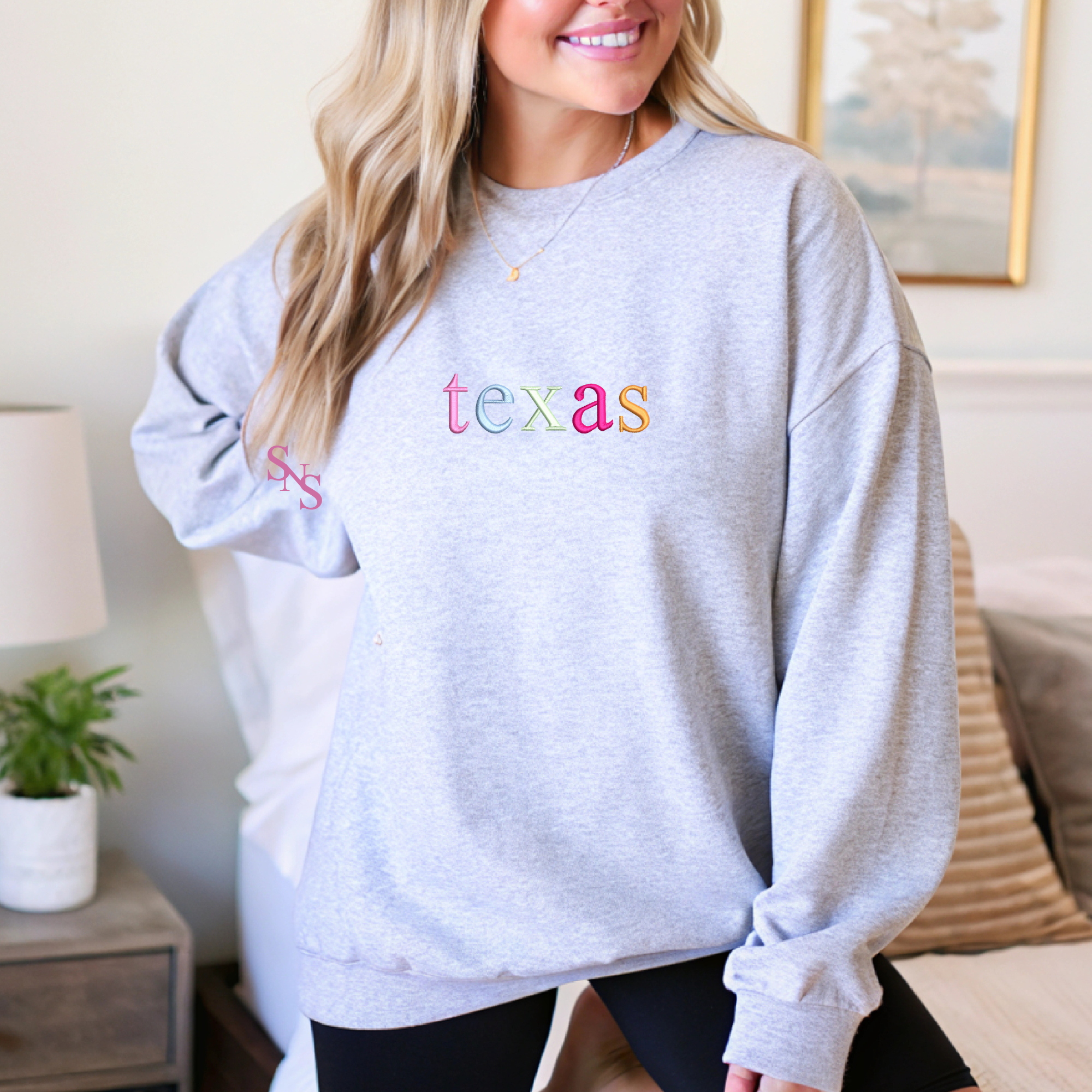 Southern N Savvy - Wholesale Sweatshirt - Women's - Rainbow State Embroidered Sweatshirt (Faire)1