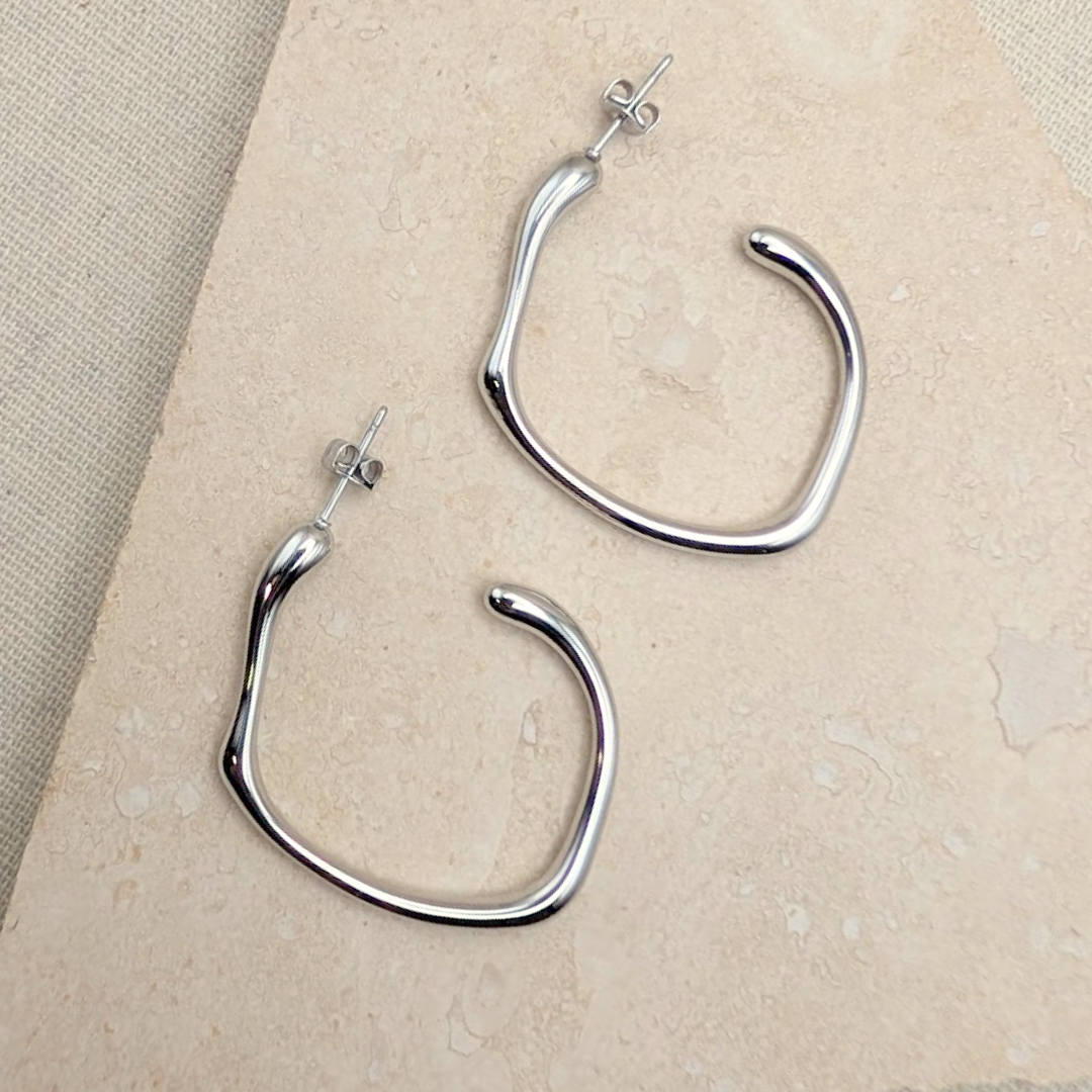 Little Nell Jewellery – wholesale Hoop earrings – Everyday Silver Molten Hoops0