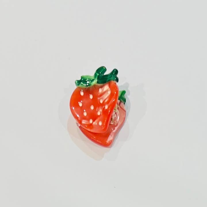 Strawberry resin small hair clip accessory for wholesale by Bijoux 7bis
