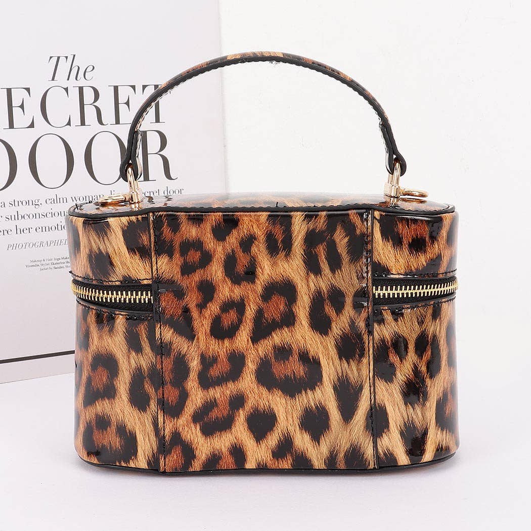 3AM BY H&D ACCESSORIES - Wholesale Makeup/Cosmetic Bag - Enamel Faux Leather Cosmetic Bag4