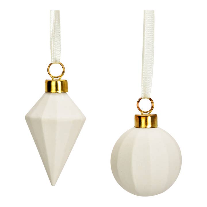 Christmas hanger ball/drop shape made of porcelain, set of 2, white (W/H/D) 5x7x5cm for wholesale by Wurm